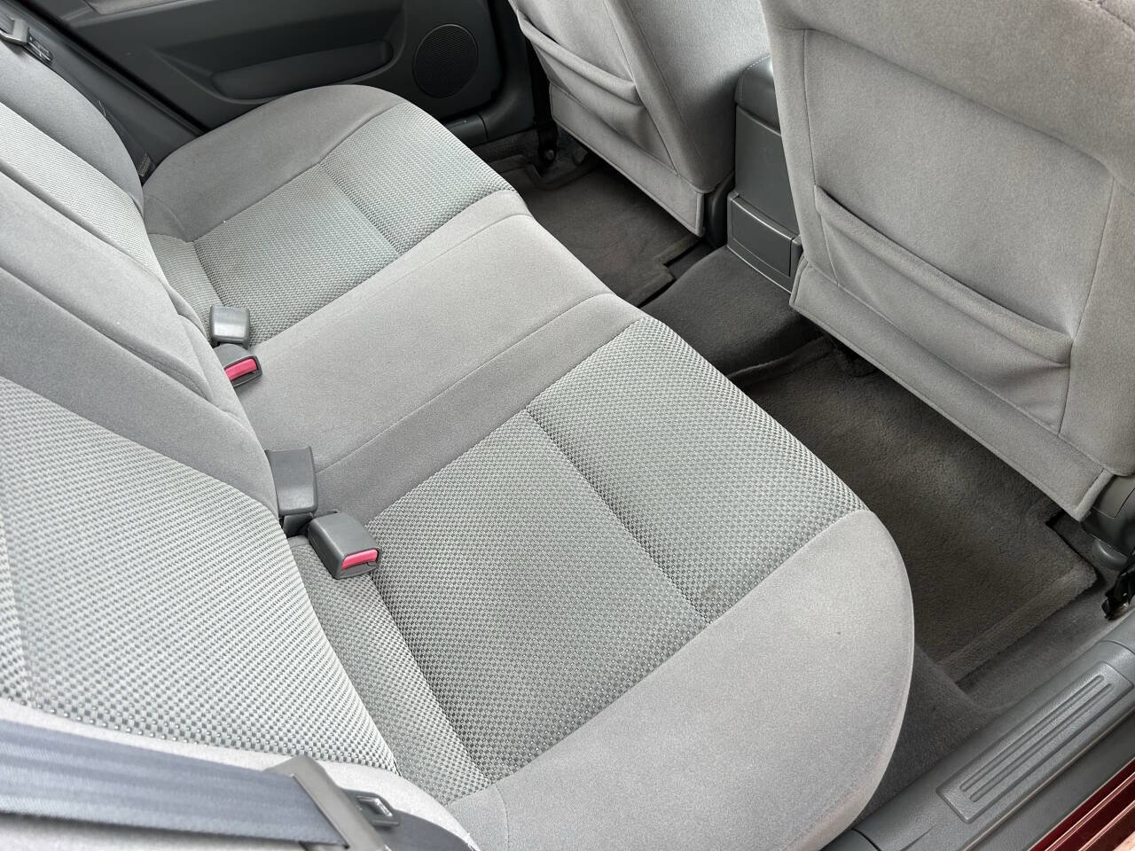 Used 2007 Suzuki Forenza Sedan image 12