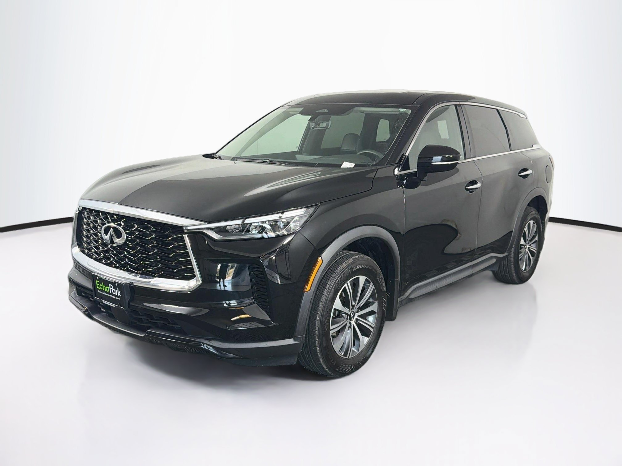 Used 2023 INFINITI QX60 Pure FWD image 3