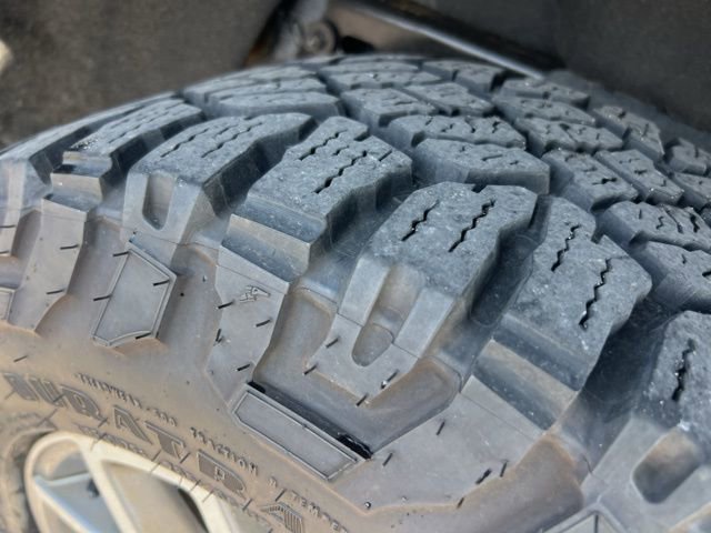 Used 2021 GMC Canyon AT4 w/ Driver Alert Package image 22