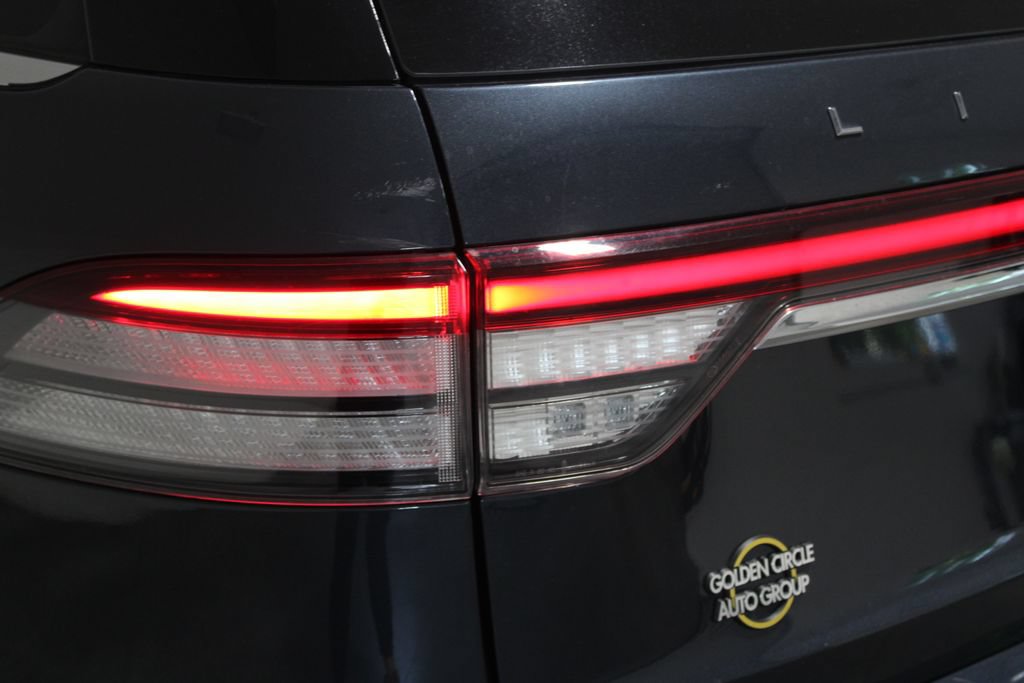 Used 2023 Lincoln Aviator Reserve w/ Equipment Group 201A AWD/4WD image 56