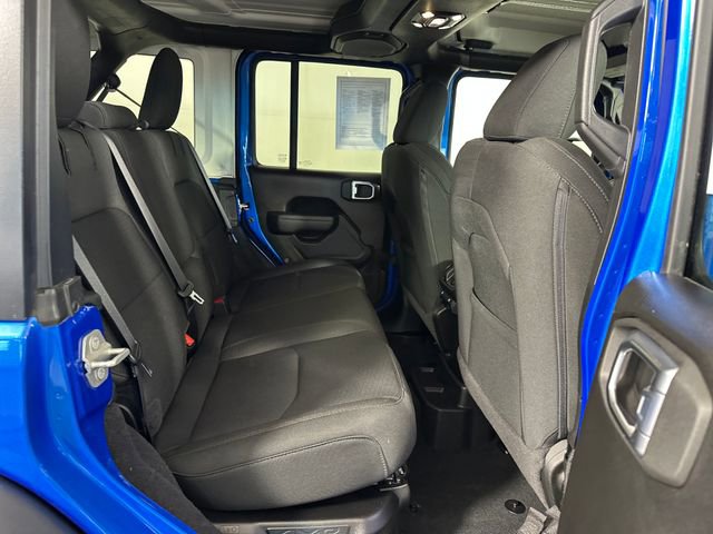 Used 2023 Jeep Wrangler Unlimited w/ Cold Weather Group image 27