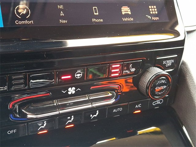 Used 2023 Jeep Grand Cherokee Limited w/ Black Appearance Package image 18