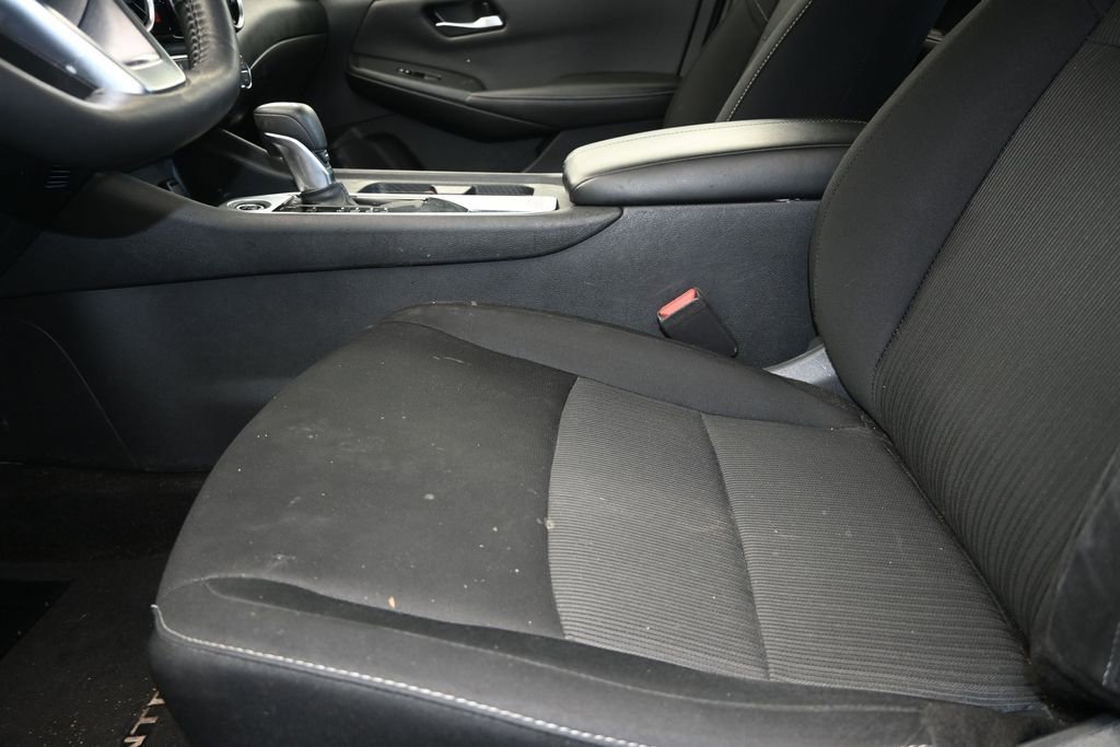Used 2024 Nissan Sentra SV w/ All-Weather Package FWD image 13