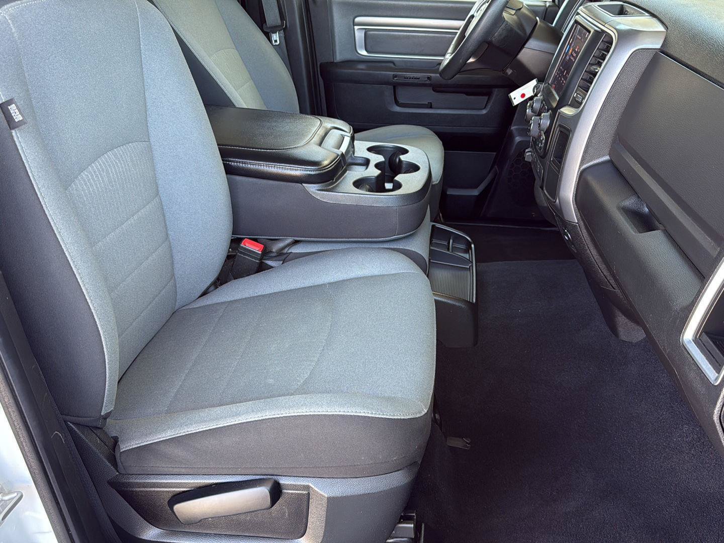 Used 2022 RAM 1500 Classic SLT w/ Electronics Group AWD/4WD image 24