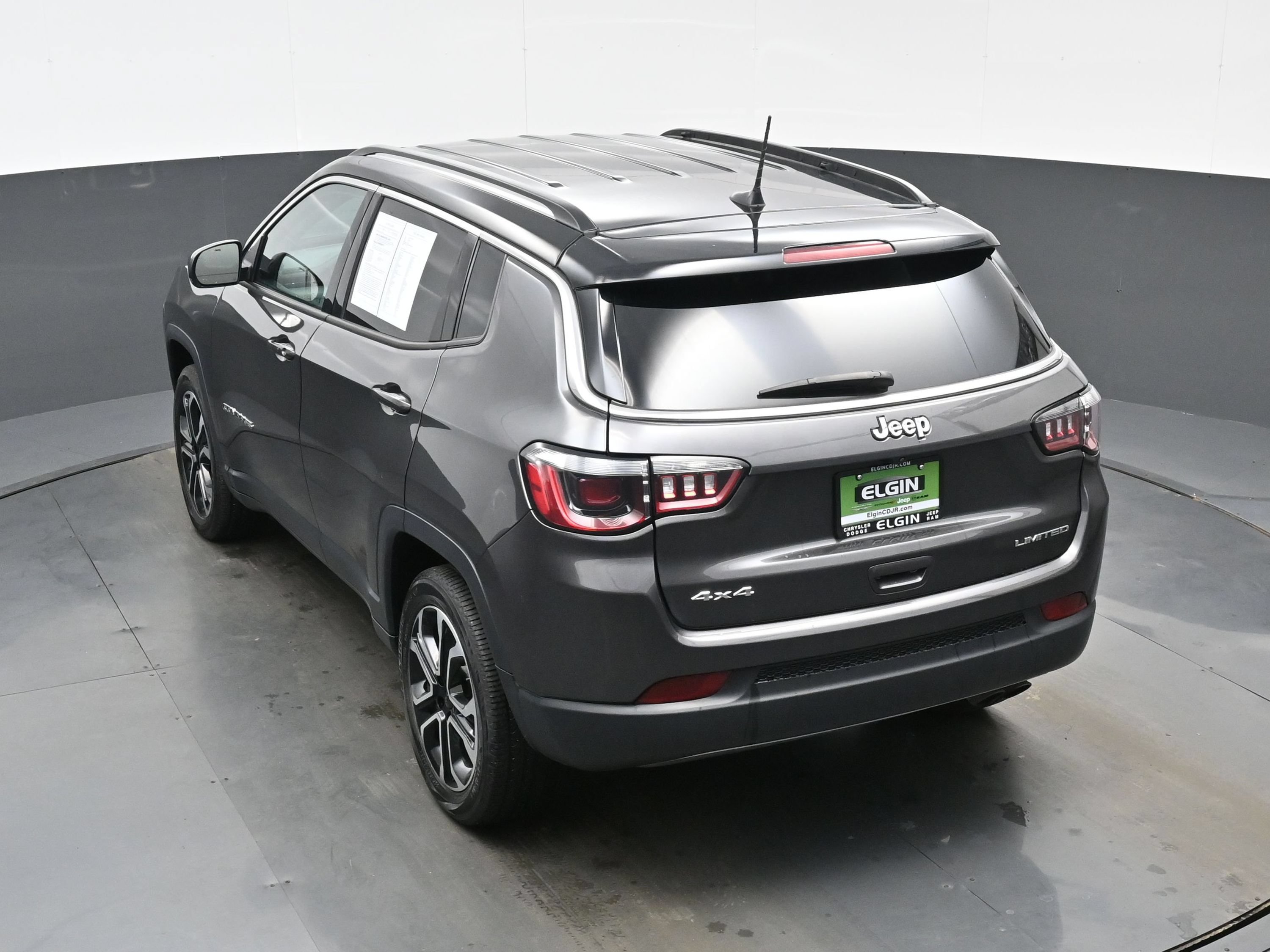 Used 2022 Jeep Compass Limited AWD/4WD image 36