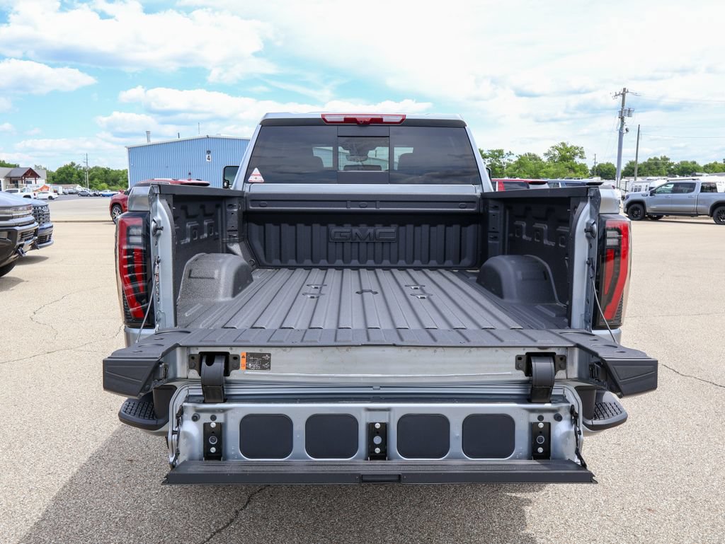 New 2026 GMC Sierra 2500 AT4 w/ AT4 Premium Plus Package AWD/4WD image 5