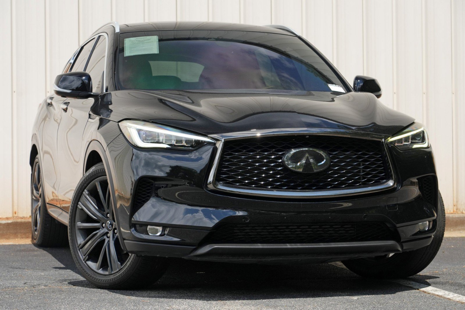 Used 2020 INFINITI QX50 Essential w/ Edition 30 Package FWD image 2