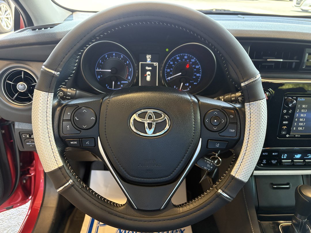 Used 2017 Toyota Corolla iM w/ All-Weather Mat Package FWD image 11