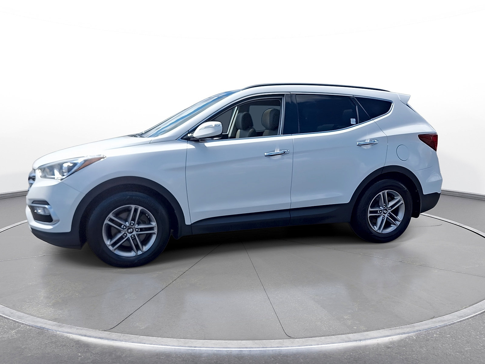 Used 2018 Hyundai Santa Fe Sport w/ 2.4L Tech Package 04 AWD/4WD image 4