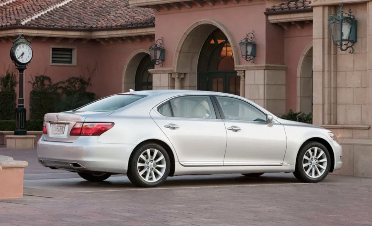 Used 2010 Lexus LS 460 L AWD/4WD image 3