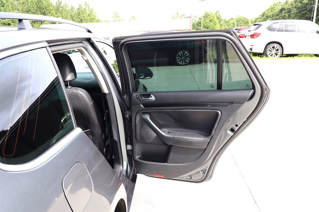 Used 2012 Volkswagen Jetta TDI FWD image 27