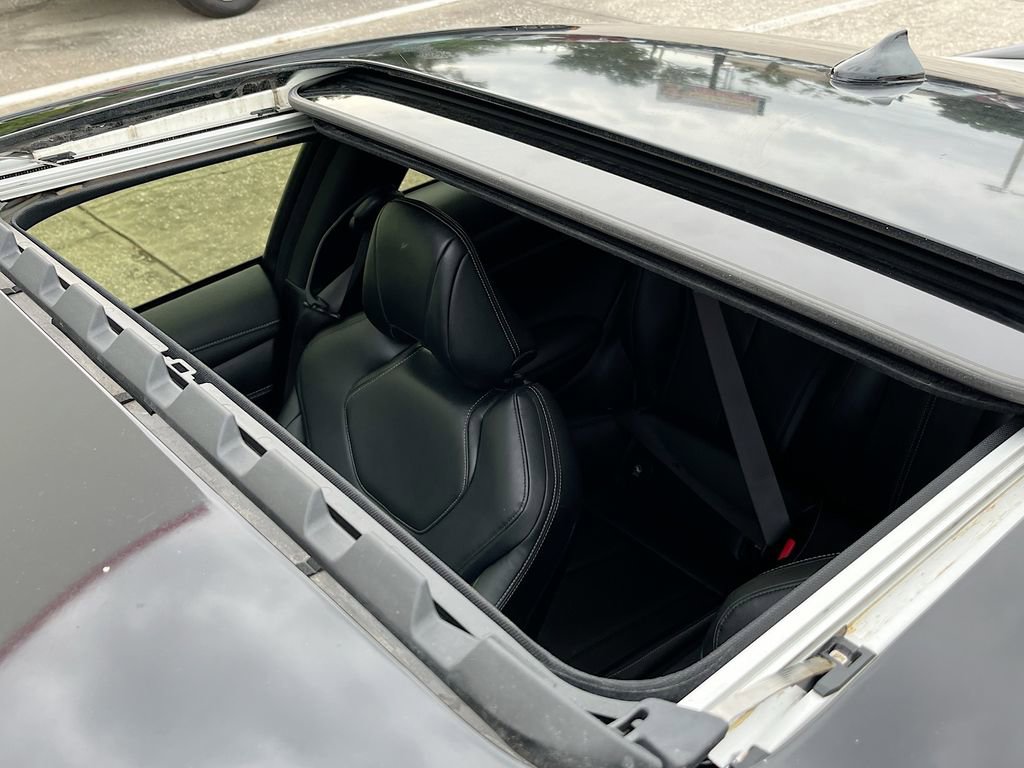 Used 2021 INFINITI Q60 3.0t Luxe w/ Essential Package AWD/4WD image 22