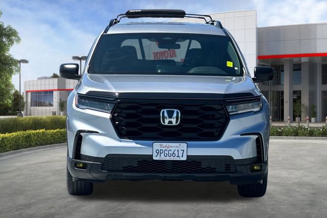 Used 2025 Honda Pilot Sport image 10