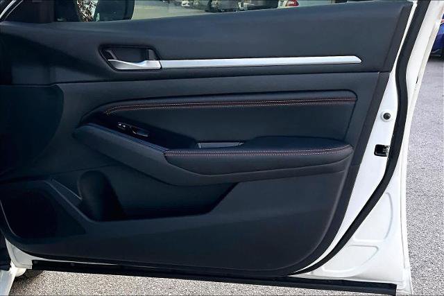 Certified 2023 Nissan Altima 2.5 SR image 21