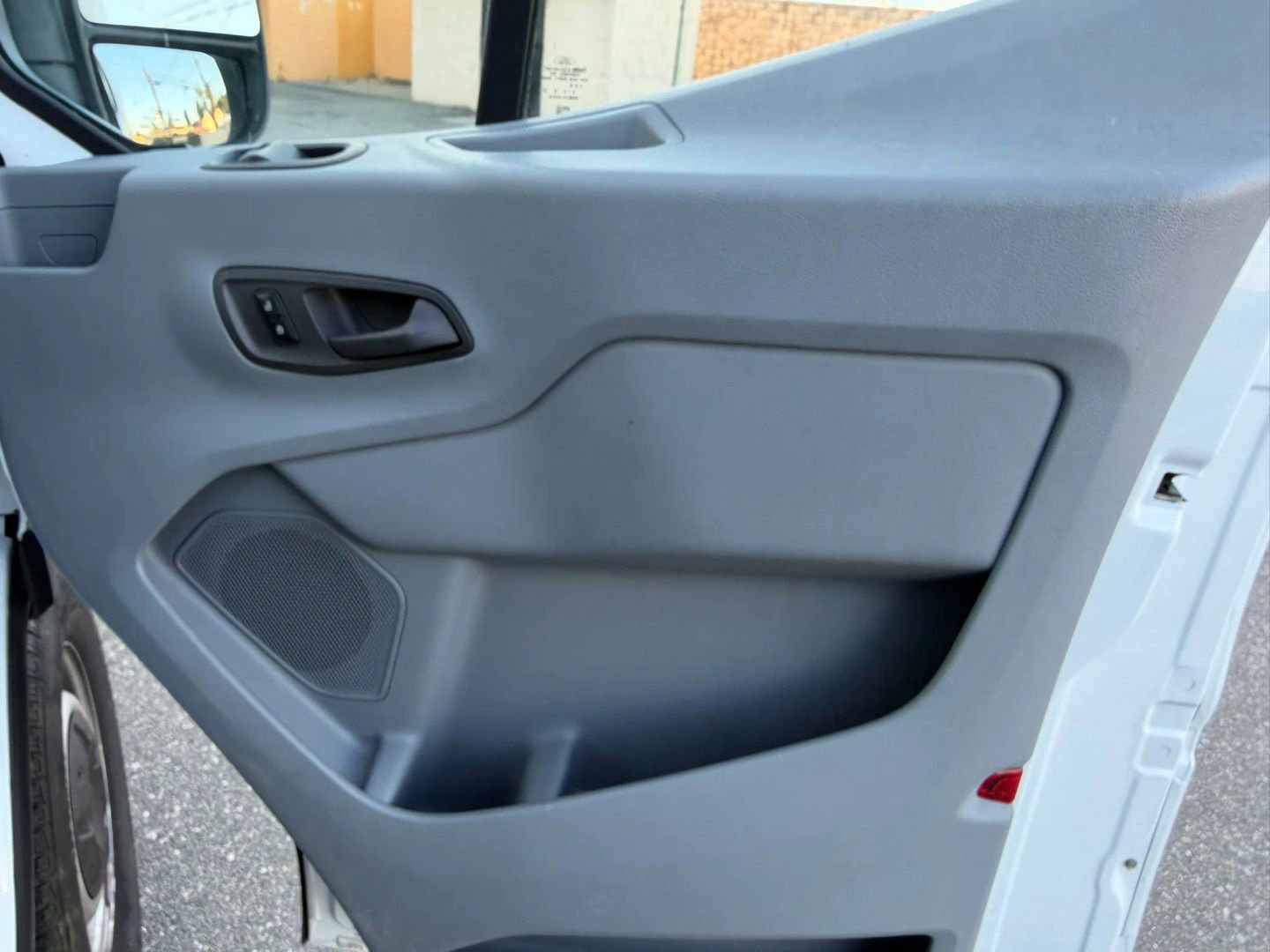 Used 2016 Ford Transit 150 130 Low Roof RWD image 12