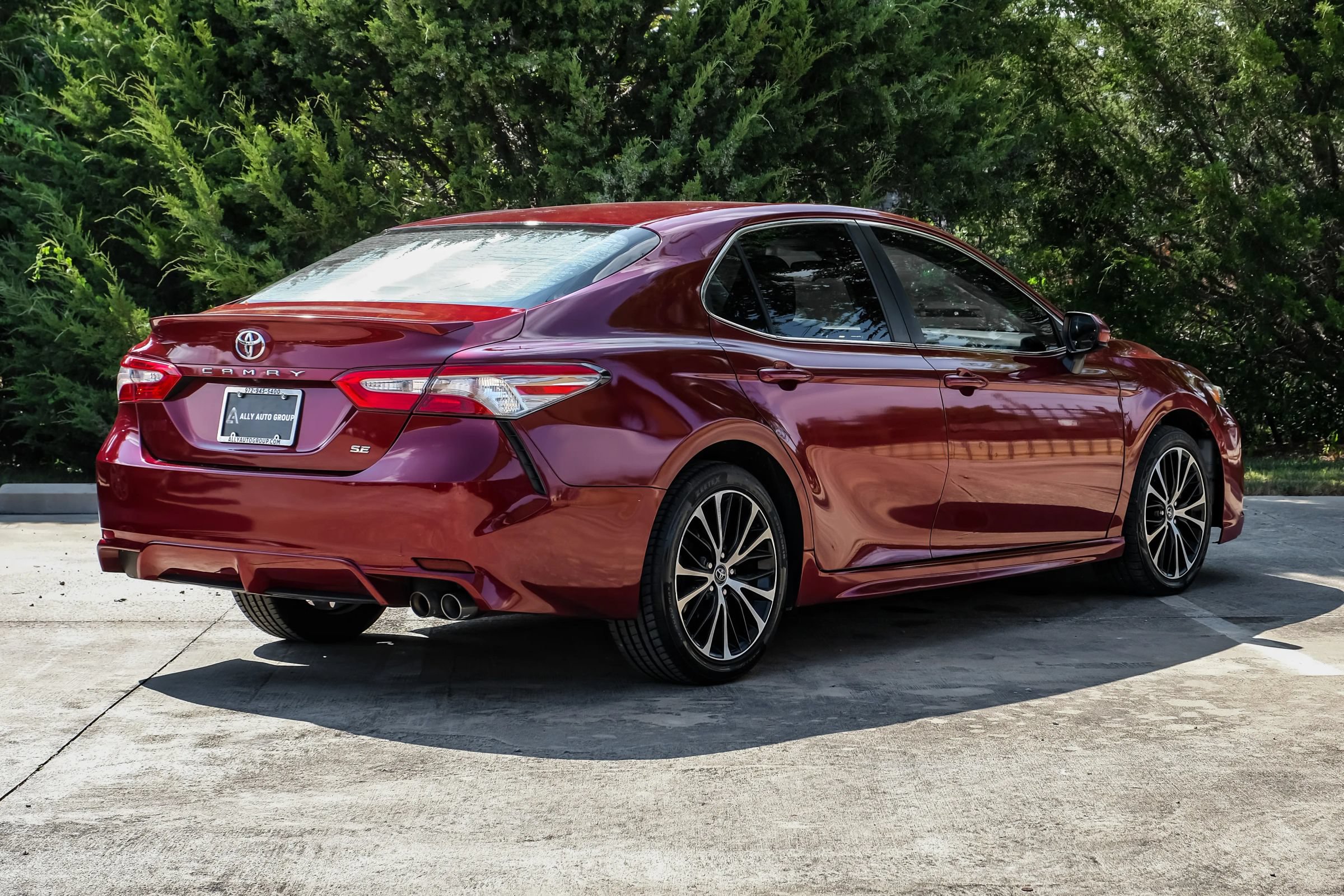 Used 2018 Toyota Camry SE FWD image 10