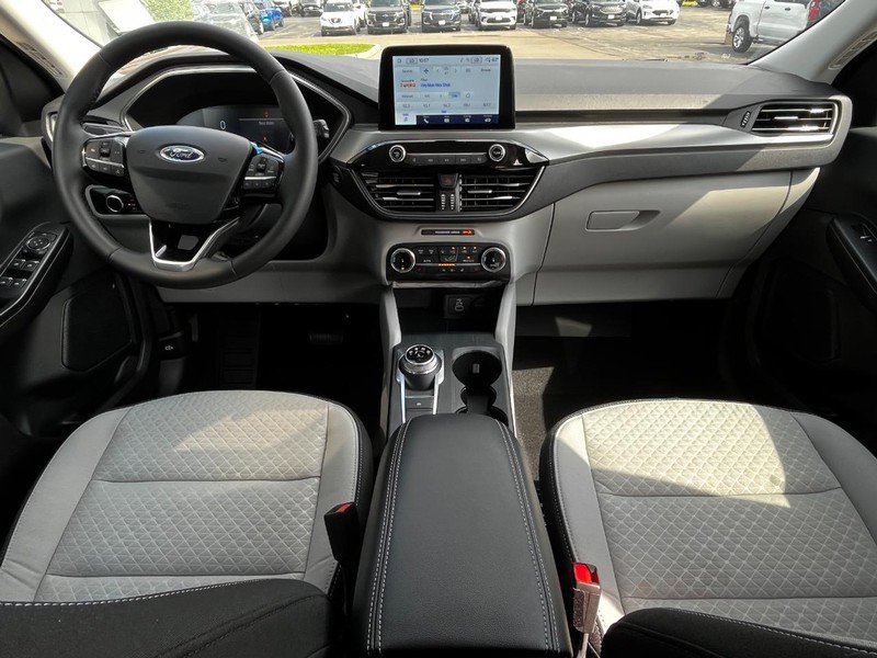 Used 2025 Ford Escape Active w/ Cold Weather Package image 11