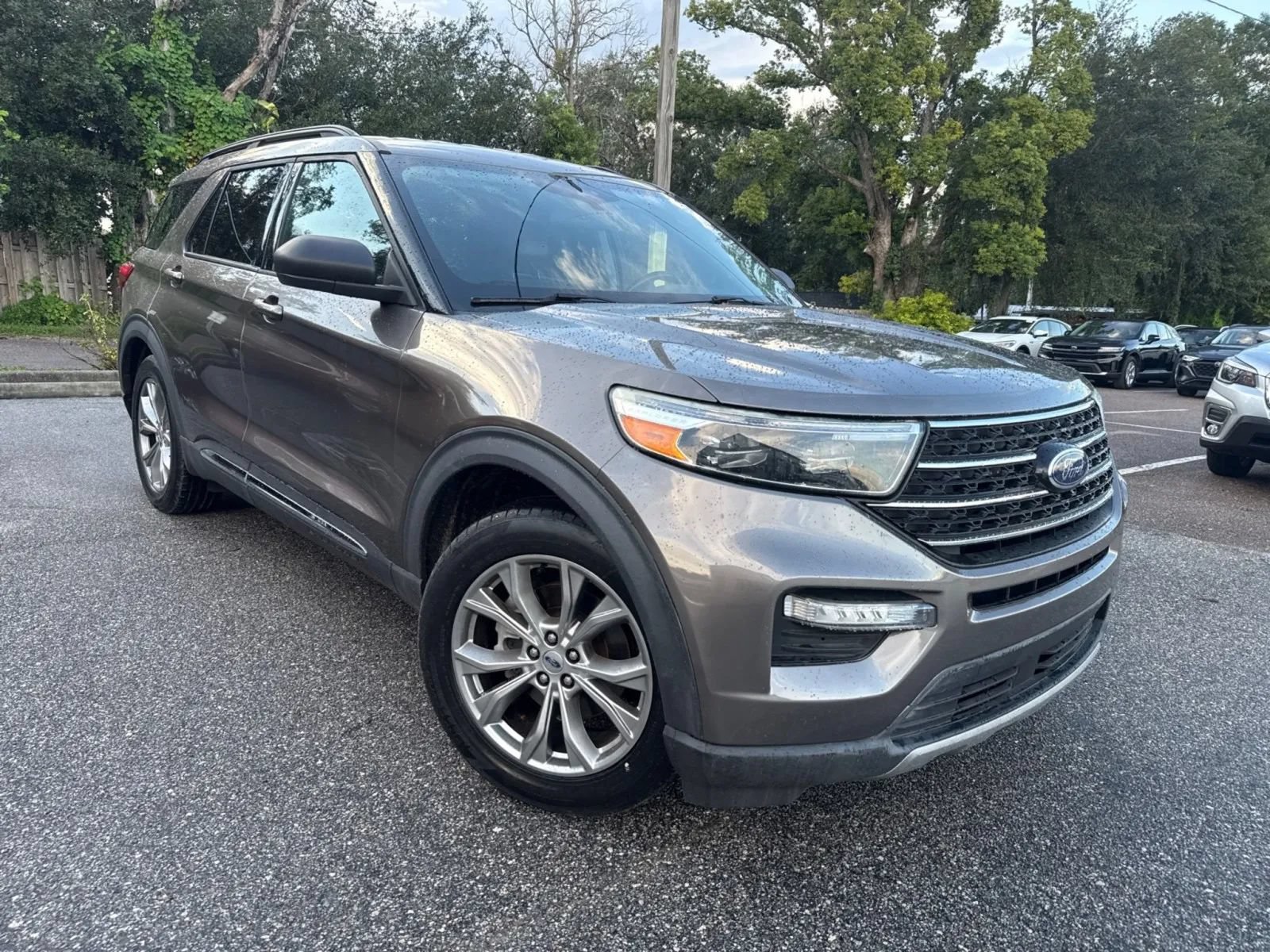 Used 2021 Ford Explorer XLT w/ Equipment Group 202A RWD image 6