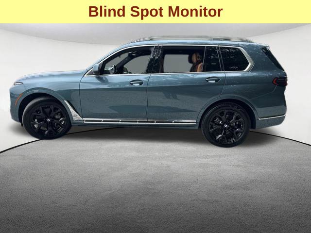 Used 2025 BMW X7 xDrive40i AWD/4WD image 6