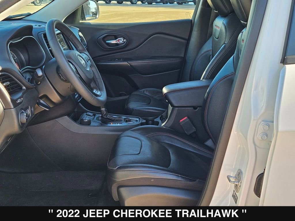 Used 2022 Jeep Cherokee Trailhawk w/ Premium Leather Package image 9