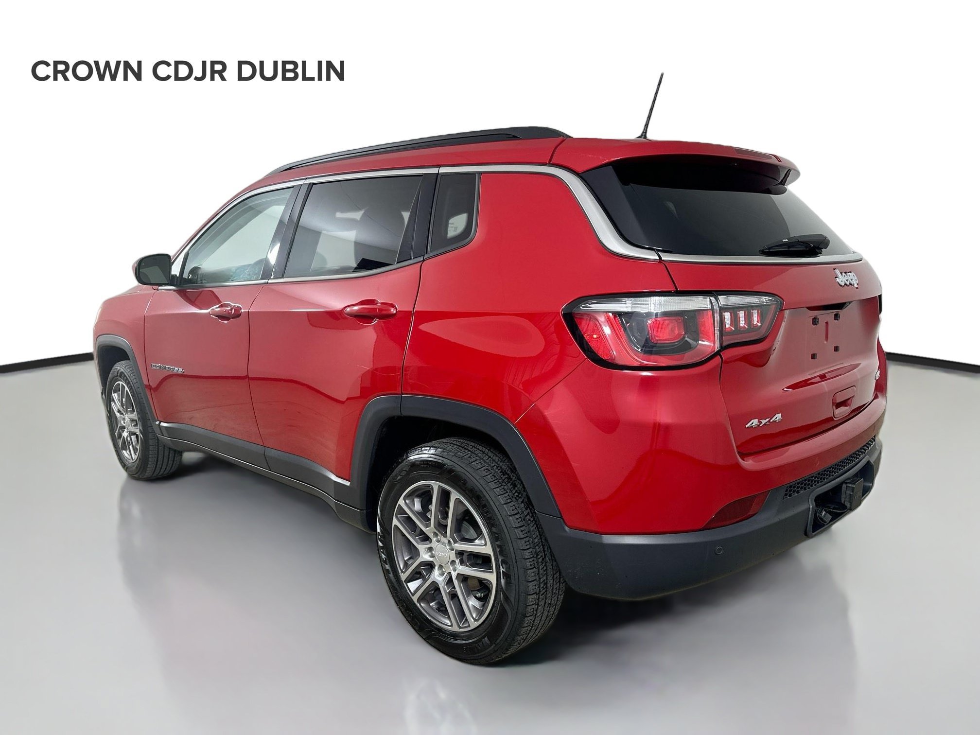 Used 2020 Jeep Compass Latitude AWD/4WD image 7