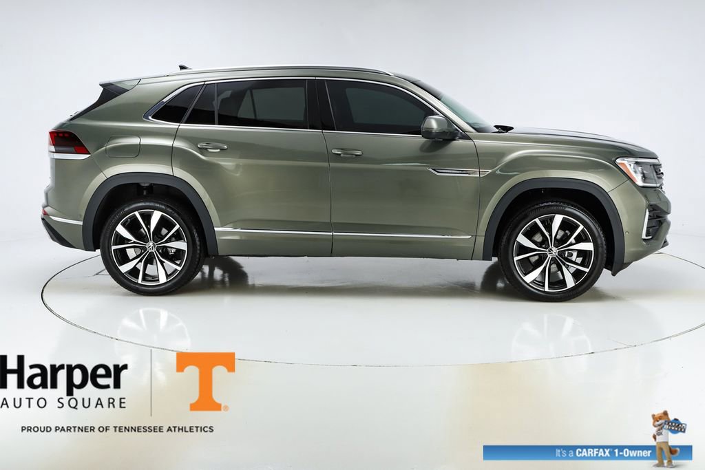 Used 2025 Volkswagen Atlas Cross Sport SEL Premium R-Line image 10