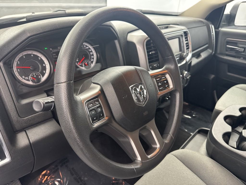 Used 2023 RAM 1500 Classic SLT image 9