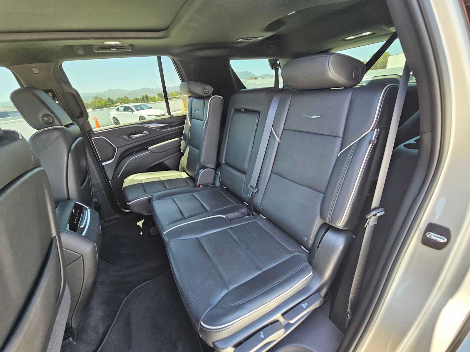 Used 2022 Cadillac Escalade Sport w/ Touring Package AWD/4WD image 20