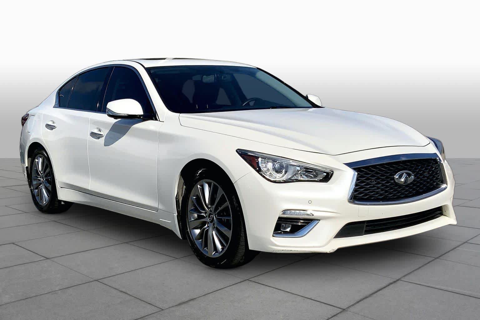 Used 2023 INFINITI Q50 Luxe w/ Cargo Package RWD image 3