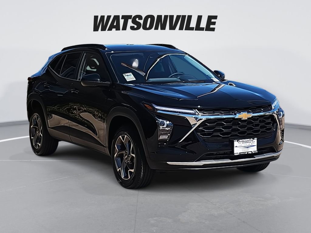 New 2025 Chevrolet Trax LT w/ Driver Confidence Package