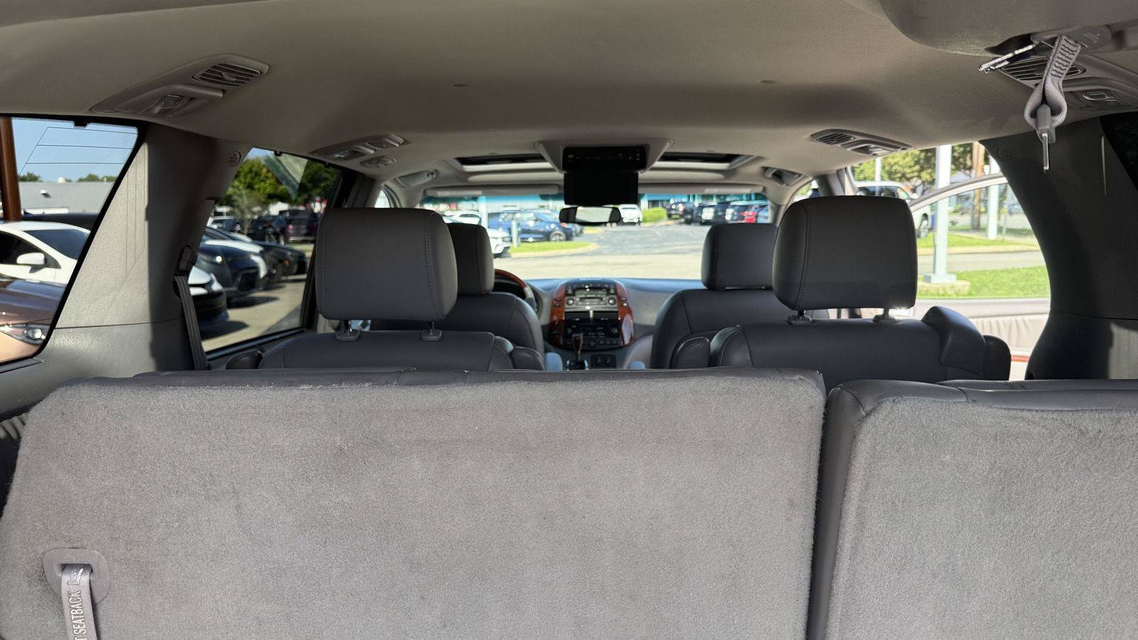 Used 2004 Toyota Sienna XLE Limited FWD image 22