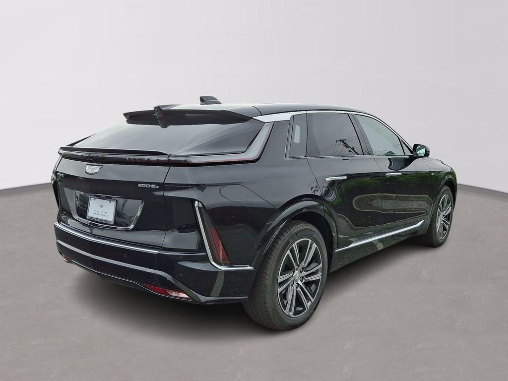 New 2025 Cadillac Lyriq Luxury image 4