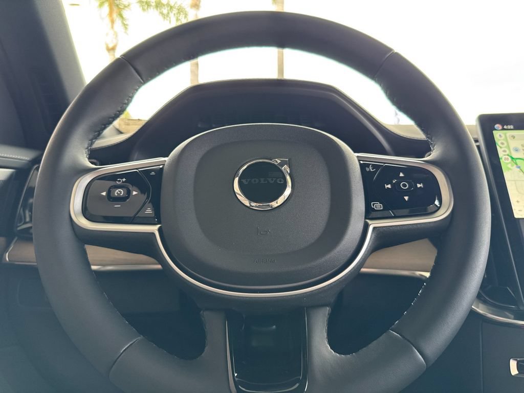 New 2026 Volvo XC90 T8 Plus AWD/4WD image 24