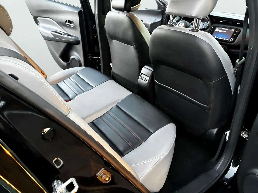 Used 2023 Nissan Kicks SR w/ SR Premium Package FWD image 12