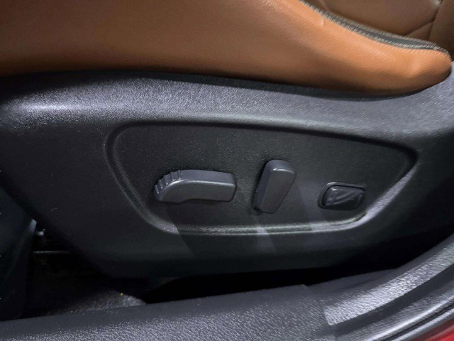 Used 2017 Nissan Rogue SL w/ SL Premium Package AWD/4WD image 24
