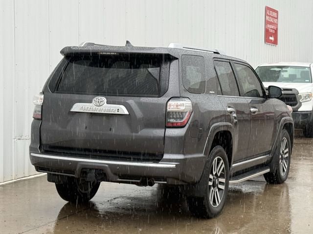 Used 2018 Toyota 4Runner Limited AWD/4WD image 4