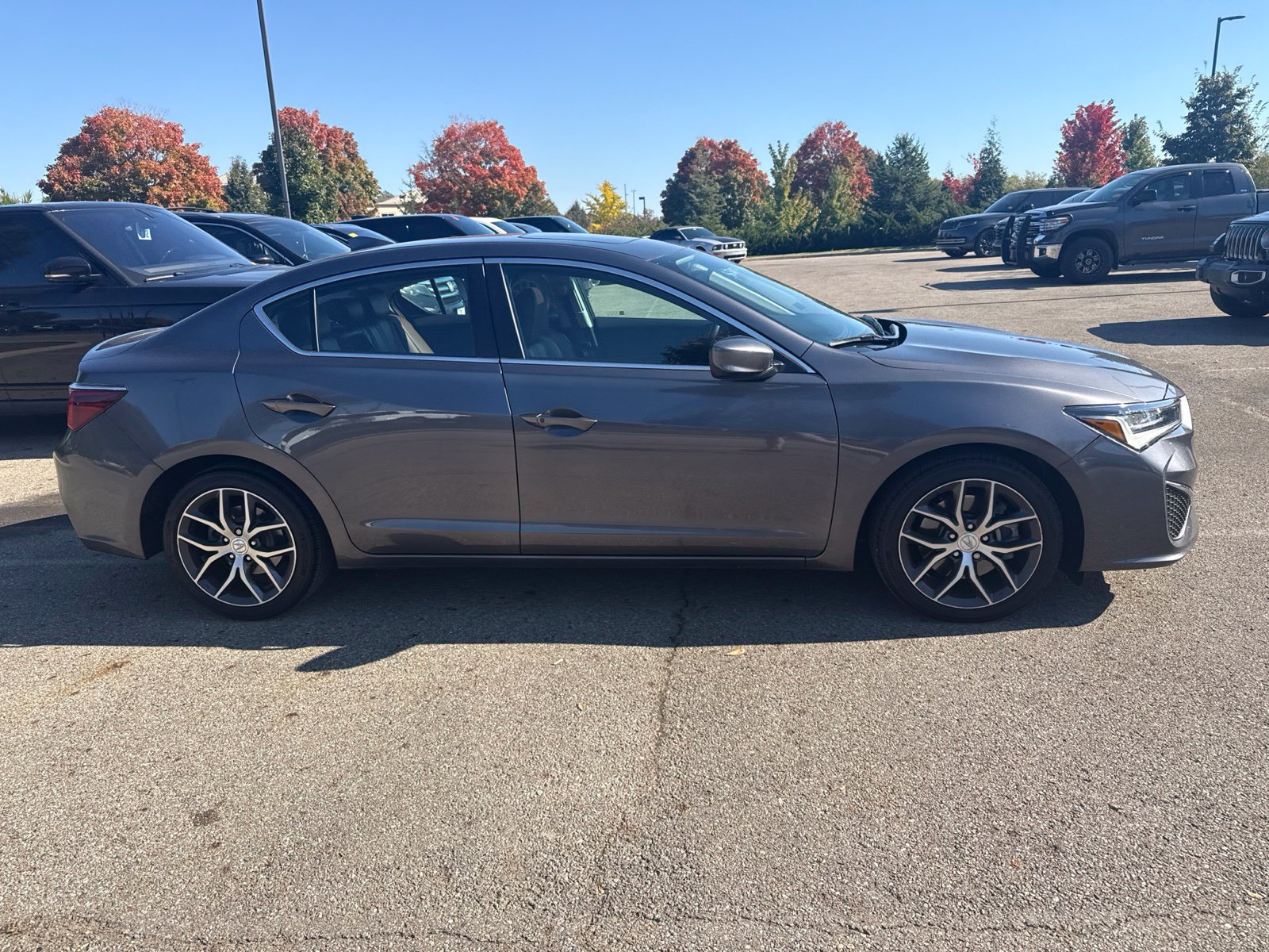 Used 2020 Acura ILX w/ Premium Package FWD image 4