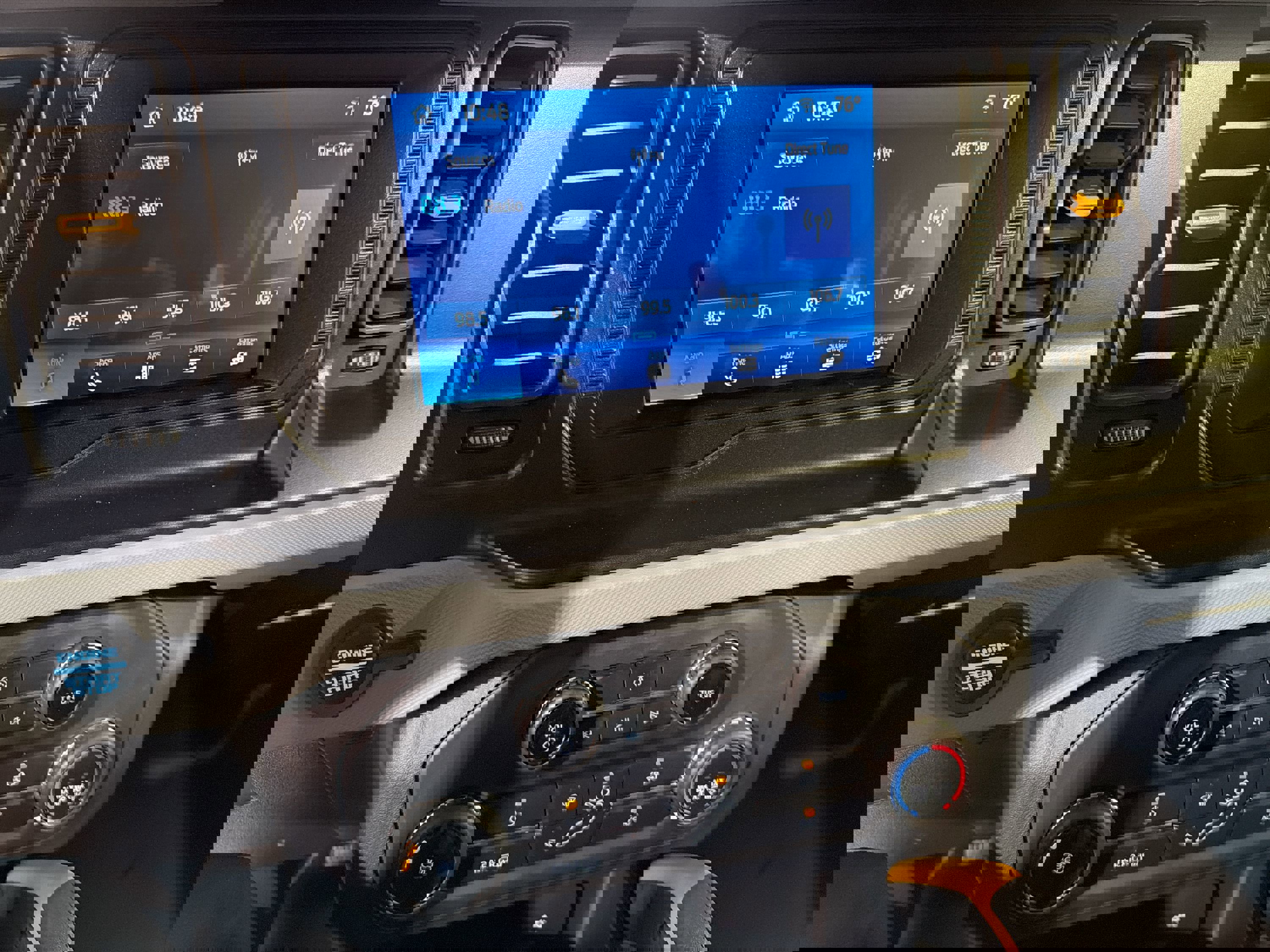 Used 2022 Ford Bronco Badlands image 17