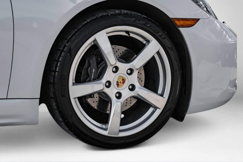 Used 2021 Porsche 718 Cayman RWD image 45