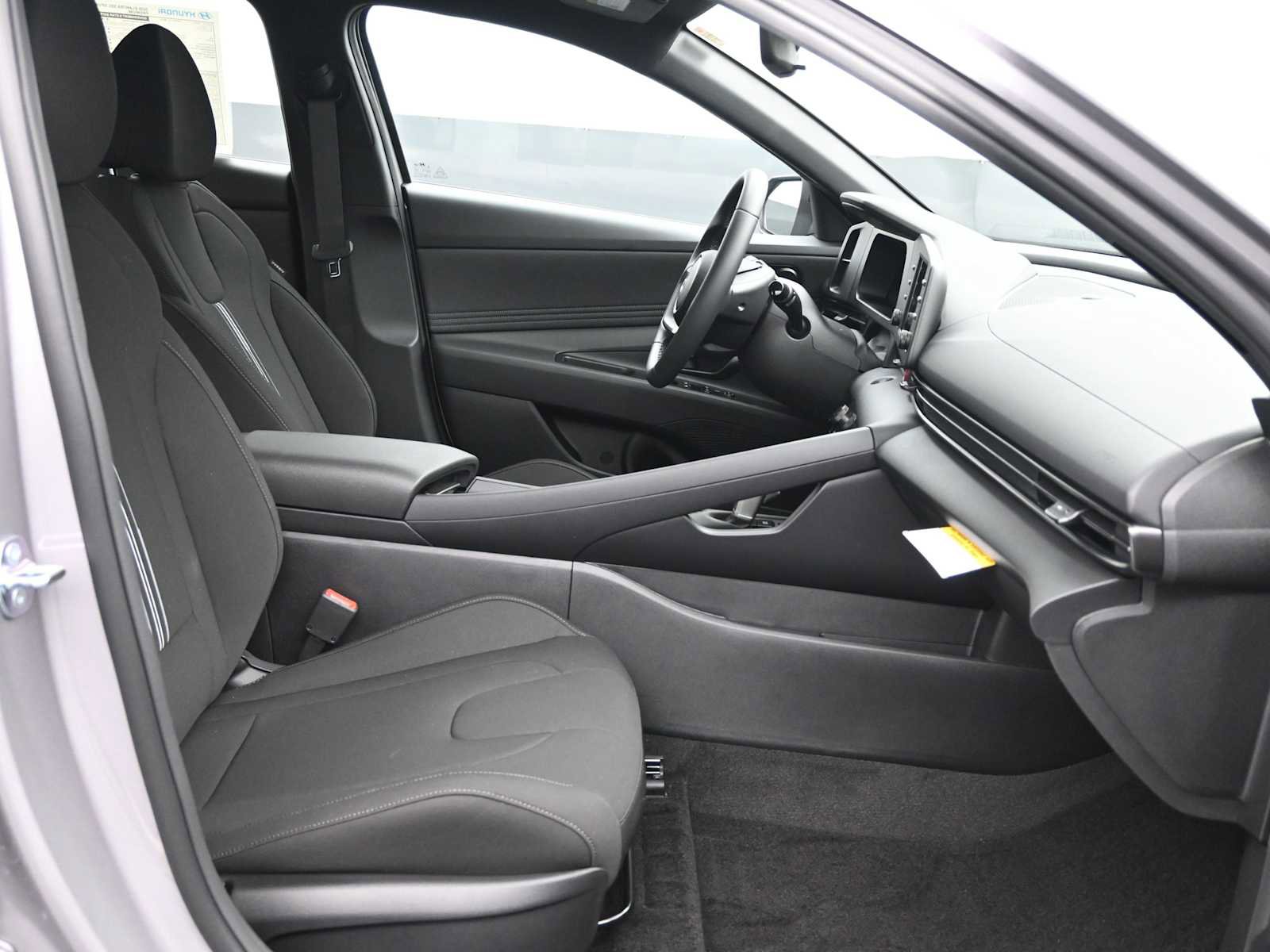 New 2026 Hyundai Elantra SEL Sport Premium image 11