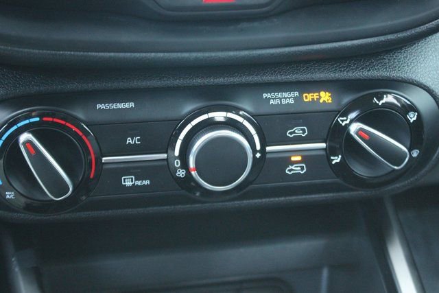 Used 2023 Kia Soul LX w/ LX Technology Package image 7