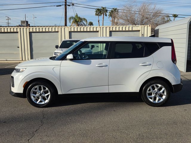 Used 2022 Kia Soul LX w/ Technology Package image 9