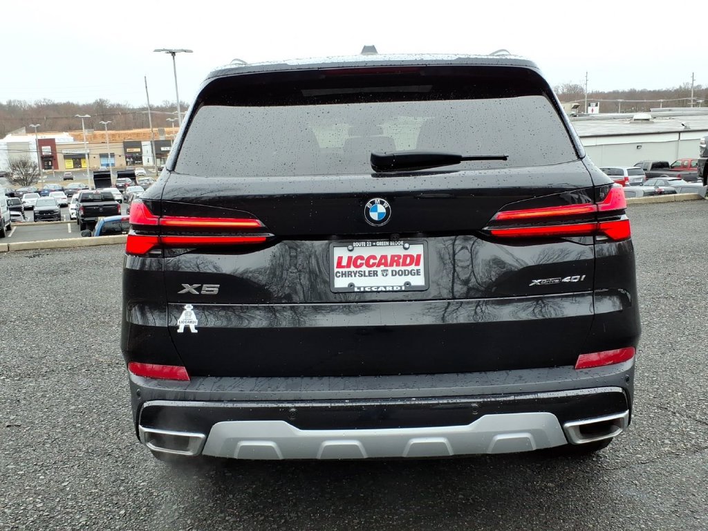 Used 2025 BMW X5 xDrive40i AWD/4WD image 6