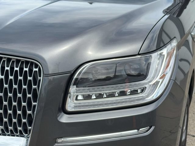 Used 2018 Lincoln Navigator Select AWD/4WD image 10