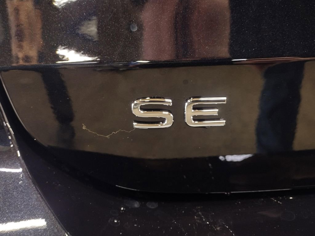 New 2026 Volkswagen Taos SE AWD/4WD image 14