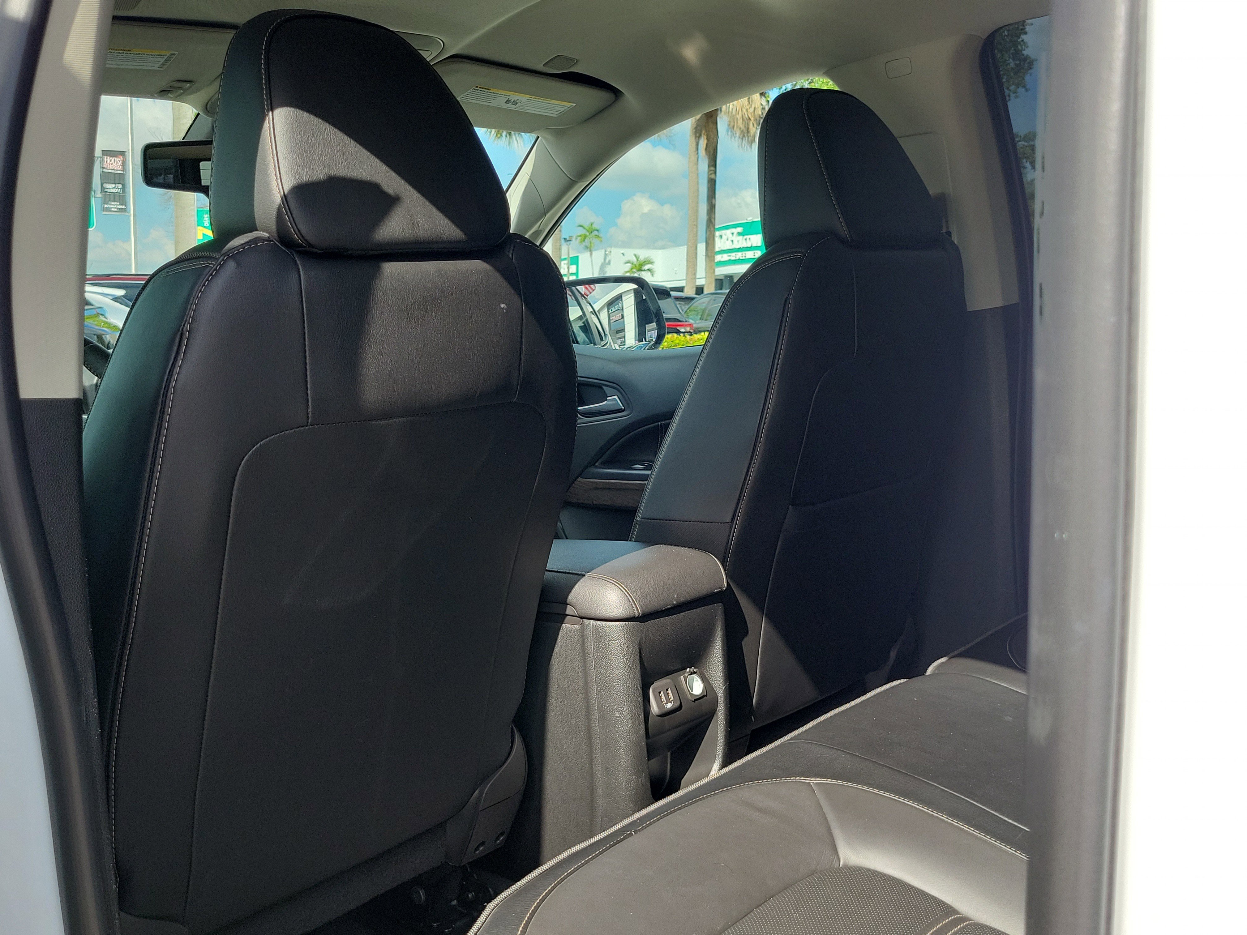 Used 2022 GMC Canyon Denali image 15