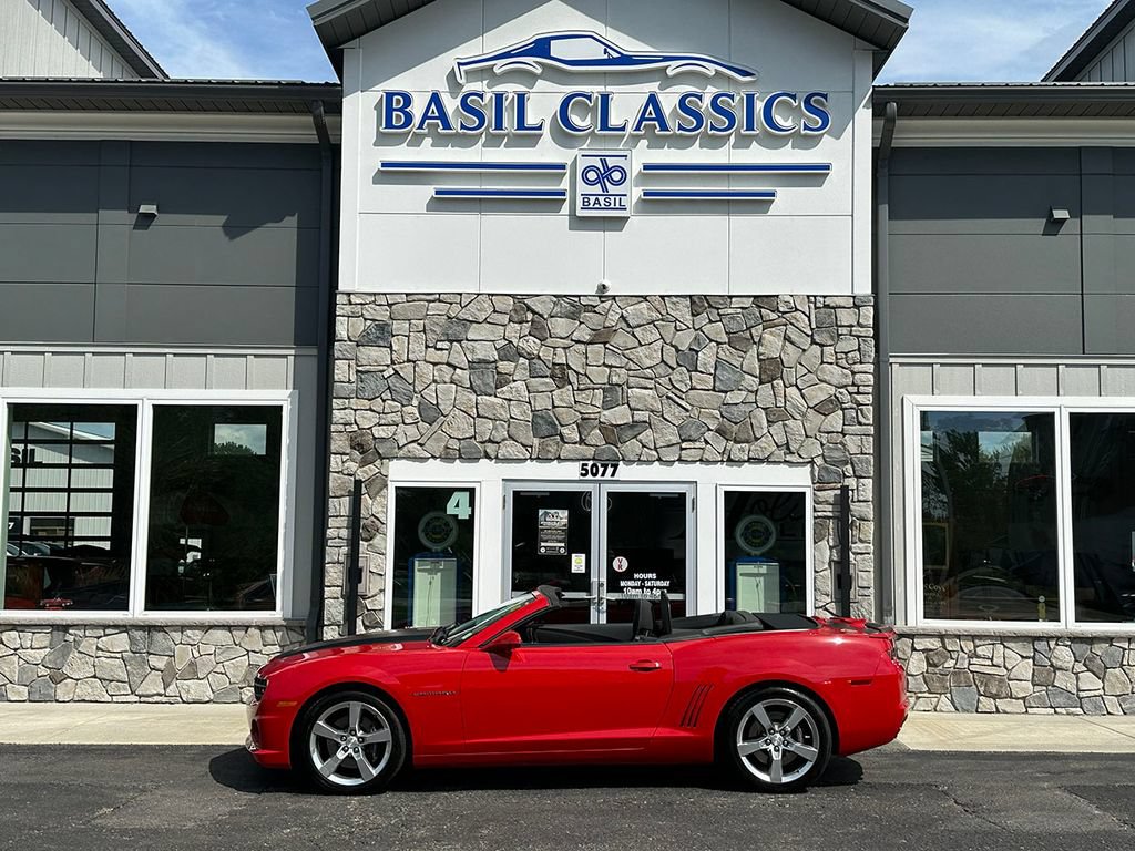 Used 2012 Chevrolet Camaro SS w/ RS Package RWD image 29
