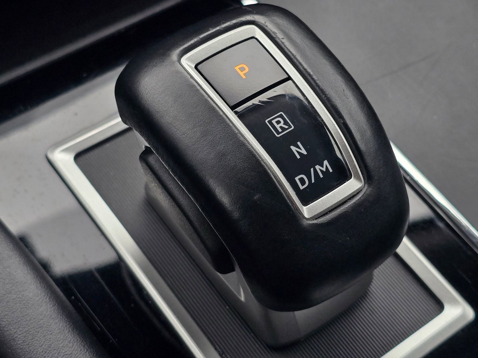 Used 2024 Mitsubishi Outlander SE image 29