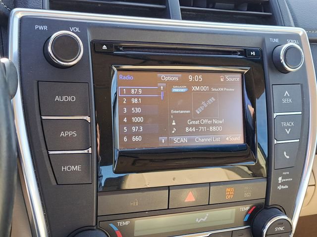 Used 2015 Toyota Camry XLE image 12