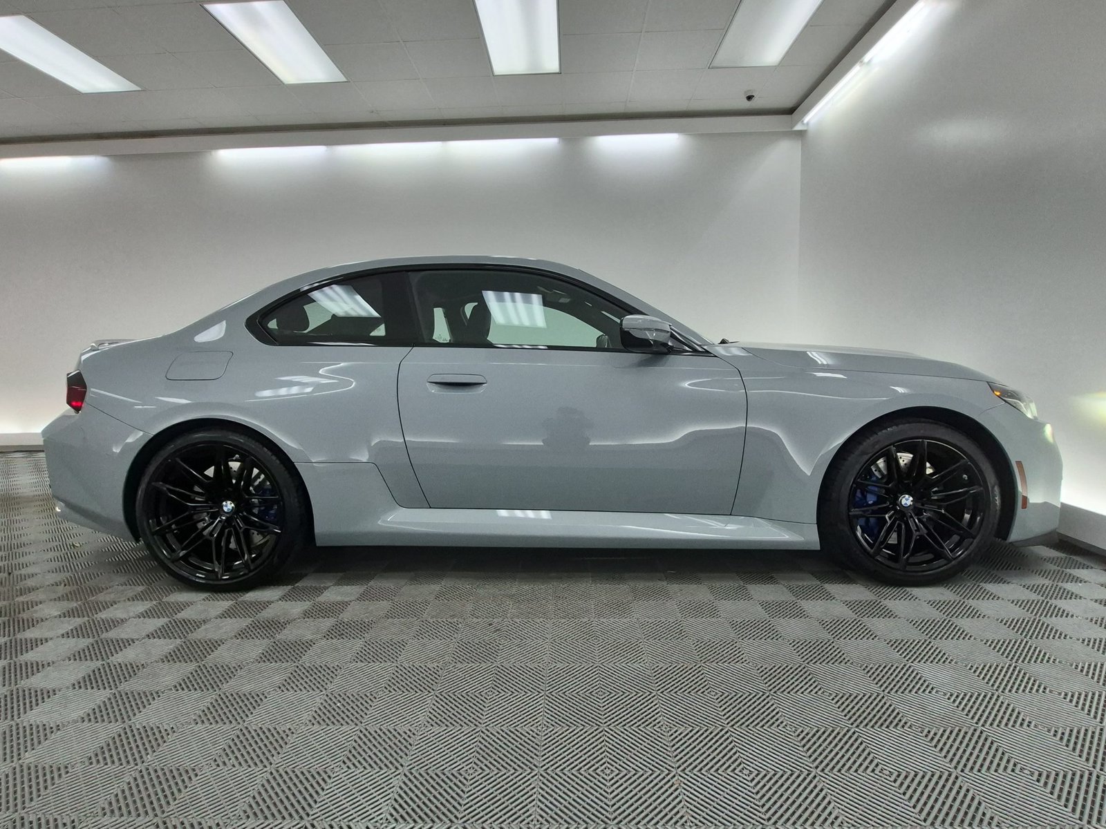 Used 2024 BMW M2 w/ Lighting Package RWD image 8